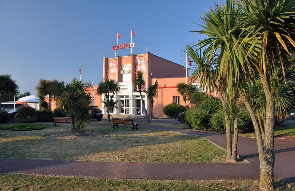 La Boussole Centre Station Proche Mer 阿贡科塔因维尔 外观 照片